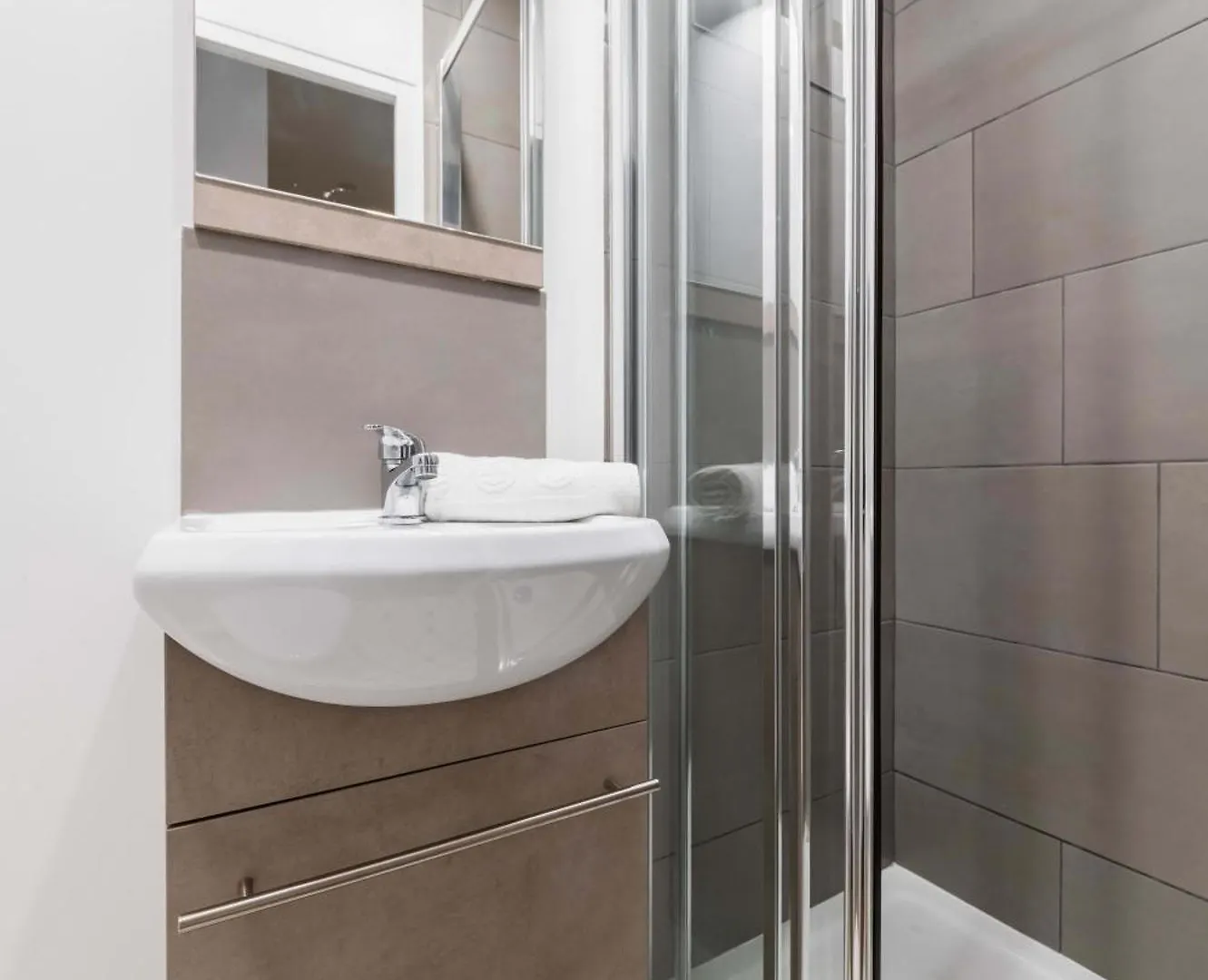 Studio Refait A Neuf Proche Metro - Paris 19 - 2P - Flat-Guest