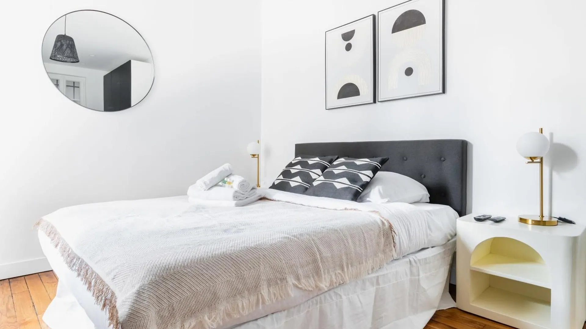 Studio Refait A Neuf Proche Metro - Paris 19 - 2P - Flat-Guest 0*,