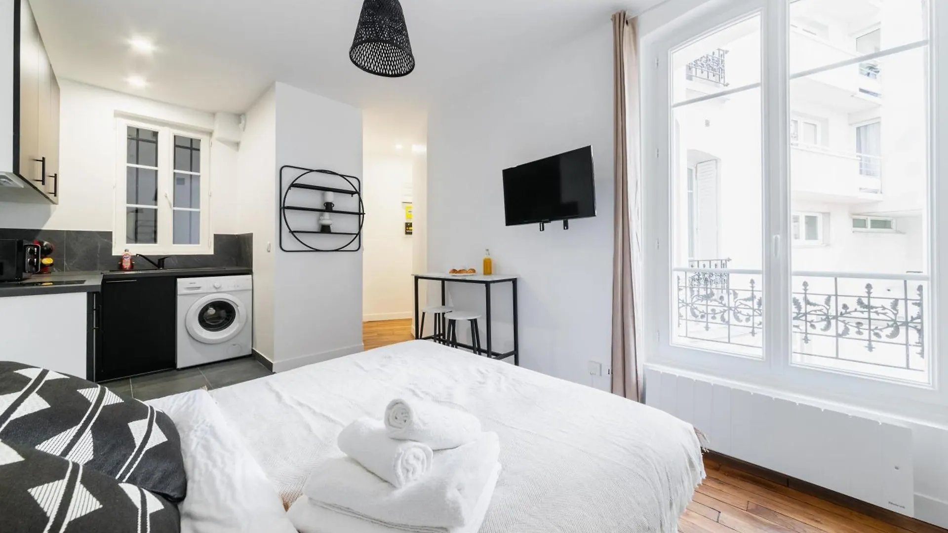 Apartment Studio Refait A Neuf Proche Metro - Paris 19 - 2P - Flat-Guest